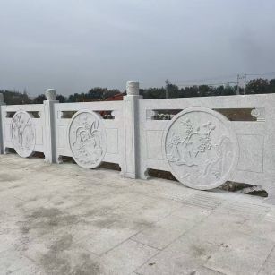 西安芝麻白河道栏杆 石材栏杆