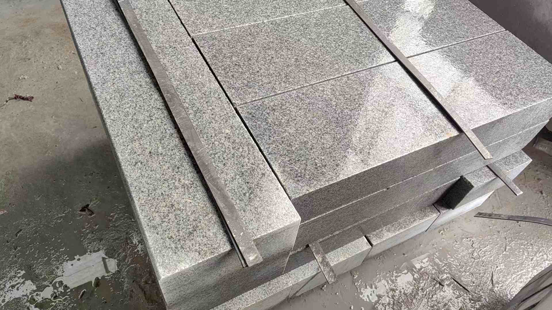 西安芝麻灰 芝麻白 路牙石 路侧石 马路牙子