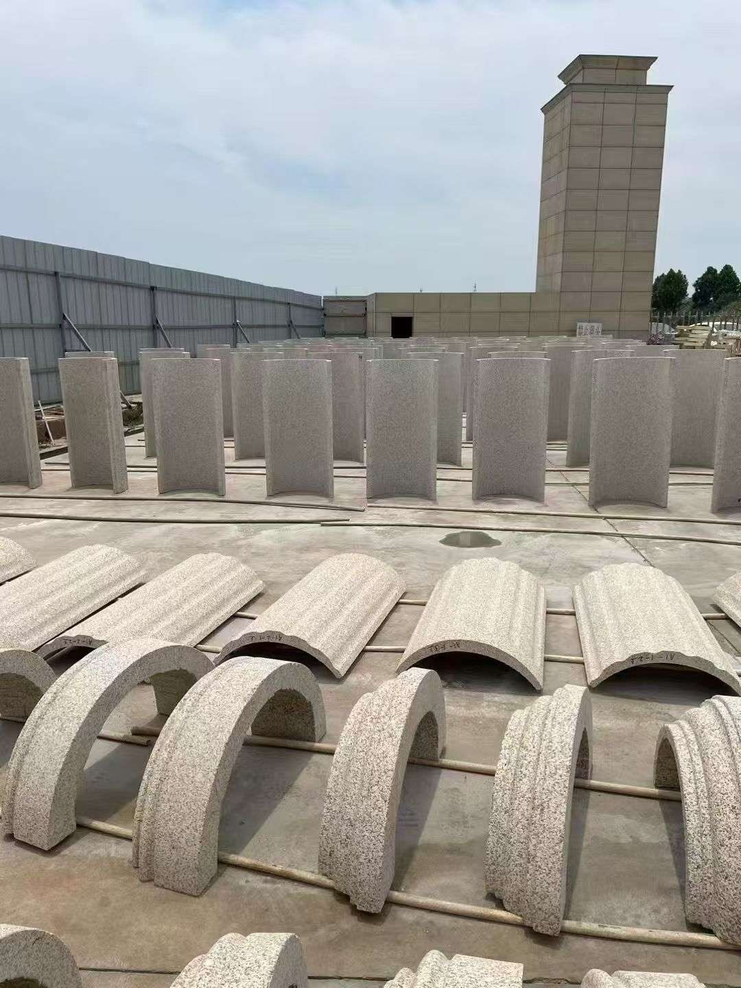 西安黄金麻别墅柱皮 异形 线条定制